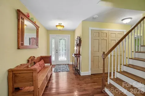 671 Trillium Lane Mars Hill NC 28754