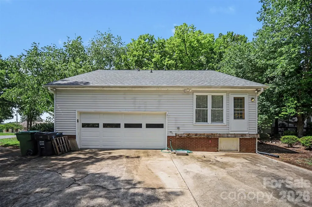2710 Eva Drive NW Concord NC 28027