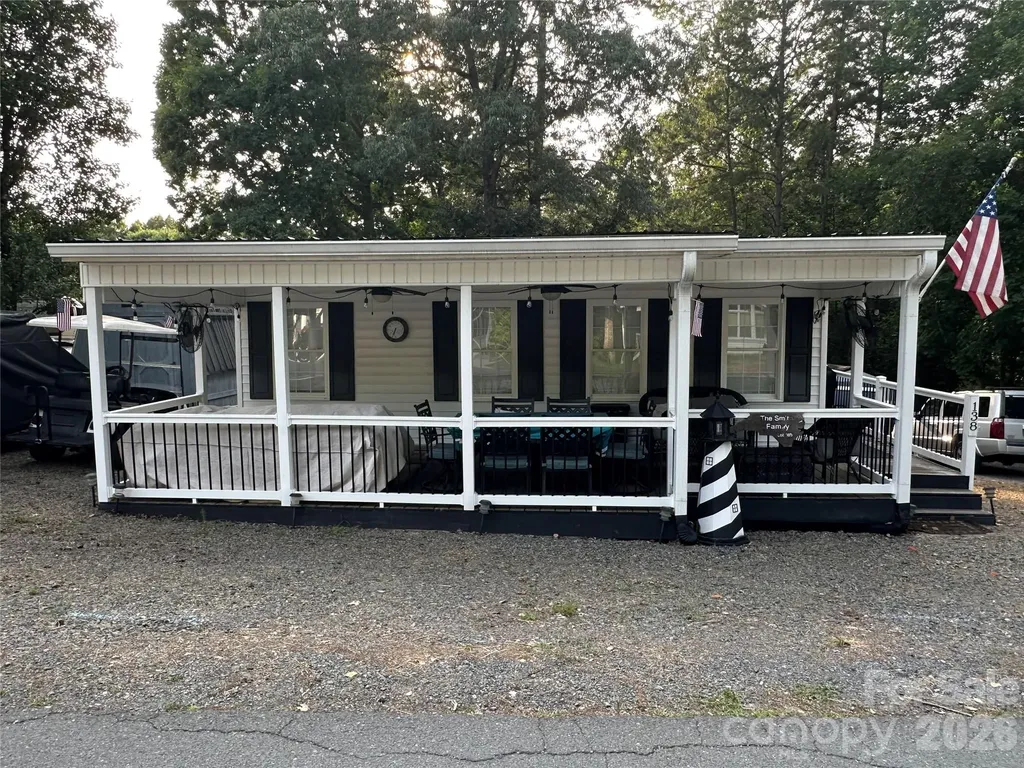 138 Marina Drive New London NC 28127