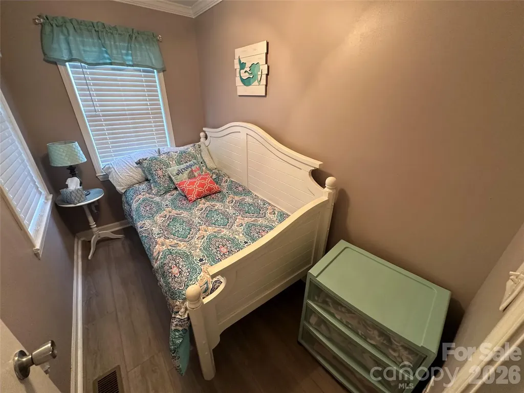 138 Marina Drive New London NC 28127