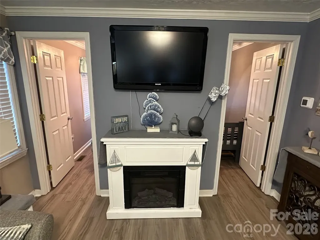 138 Marina Drive New London NC 28127