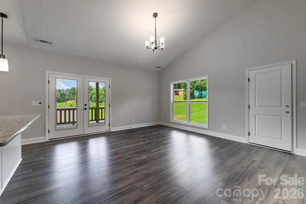 381 Scenic Ridge Circle Franklin NC 28734