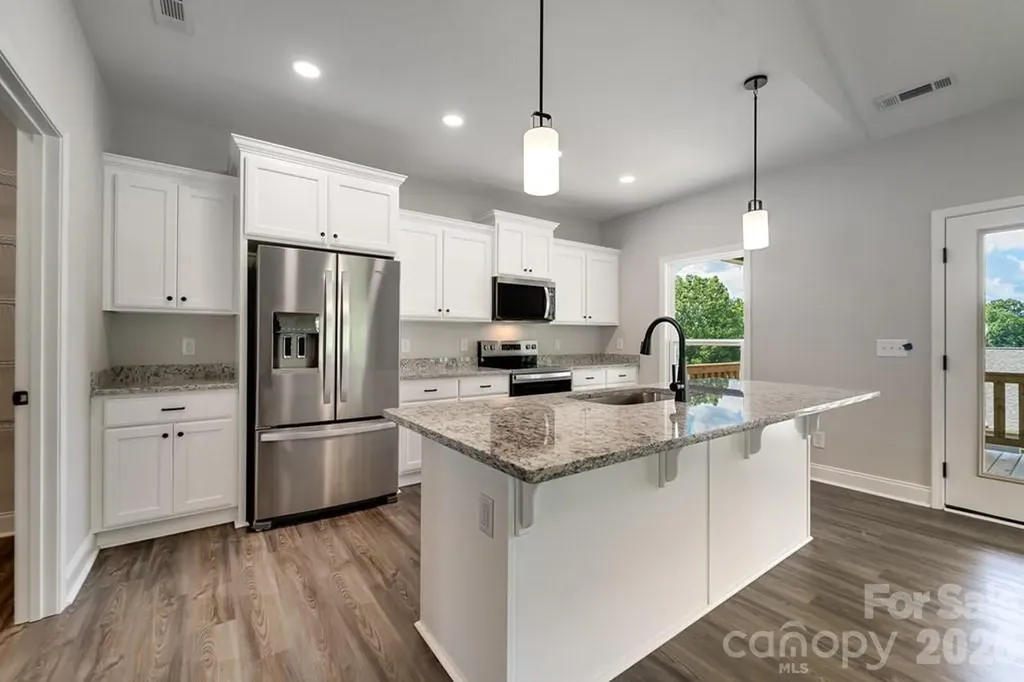 381 Scenic Ridge Circle Franklin NC 28734
