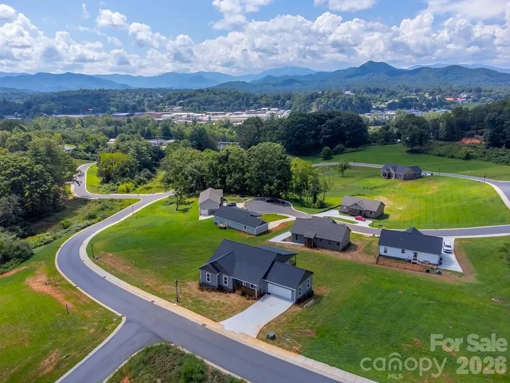 381 Scenic Ridge Circle Franklin NC 28734