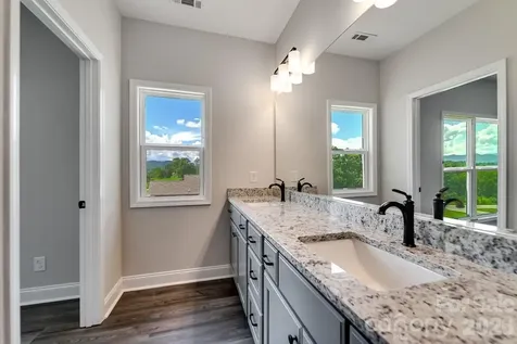 381 Scenic Ridge Circle Franklin NC 28734