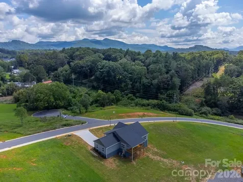 381 Scenic Ridge Circle Franklin NC 28734