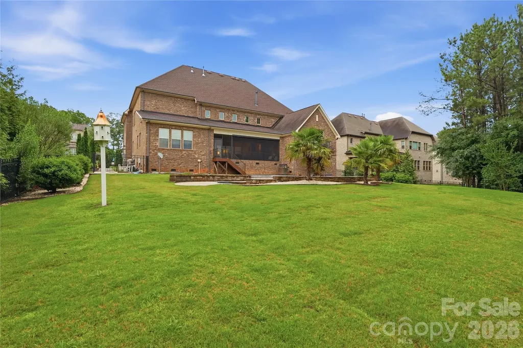 1016 Ladera Drive Waxhaw NC 28173