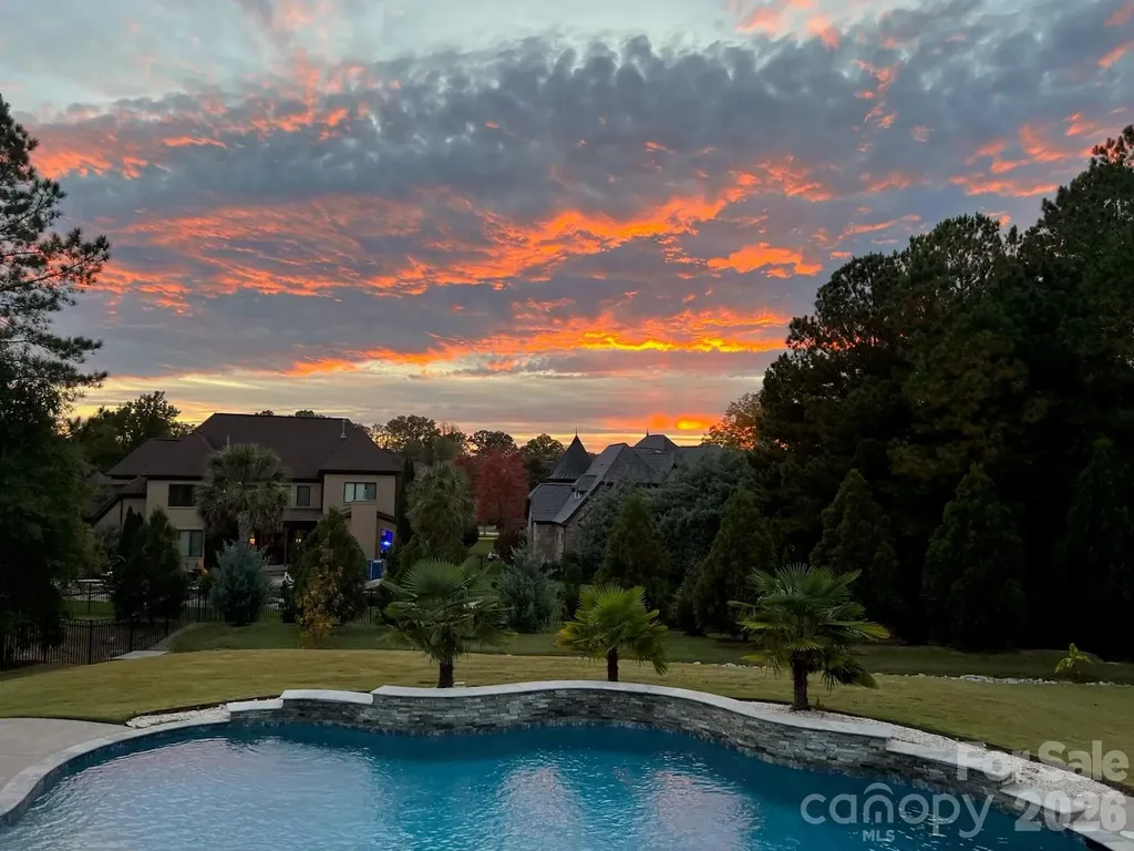 1016 Ladera Drive Waxhaw NC 28173