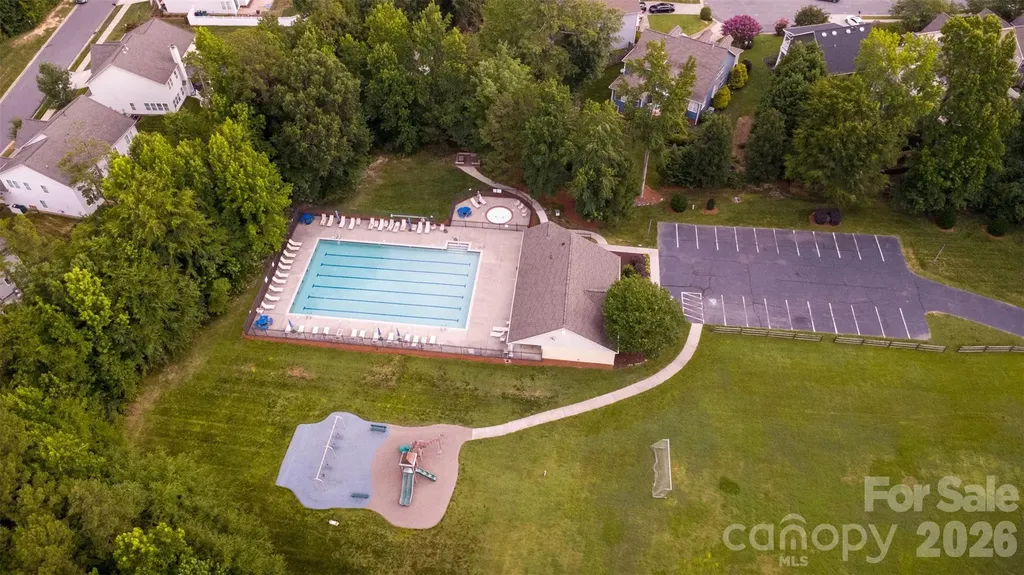 1228 Saint Johns Avenue Matthews NC 28104
