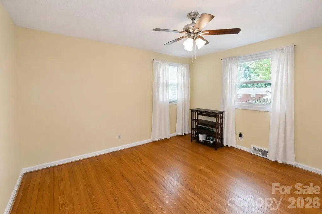 232 Hartness Road Statesville NC 28677