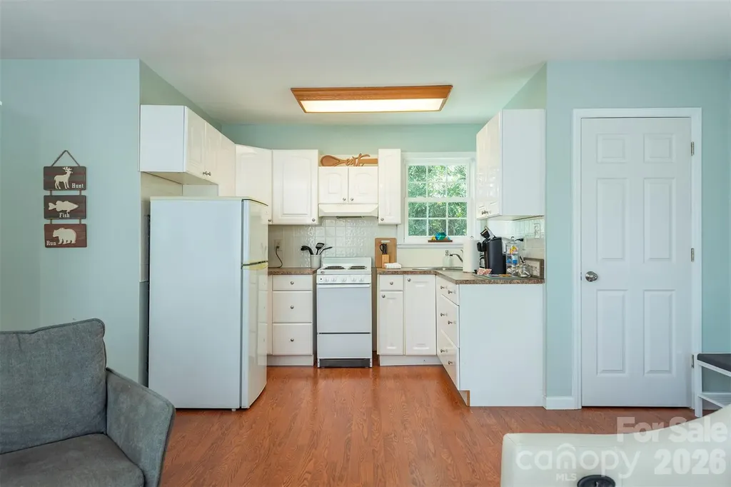 223 Davidson Road Swannanoa NC 28778