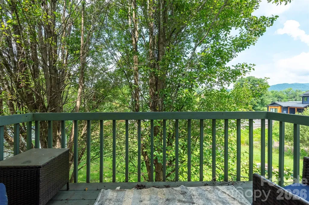 223 Davidson Road Swannanoa NC 28778