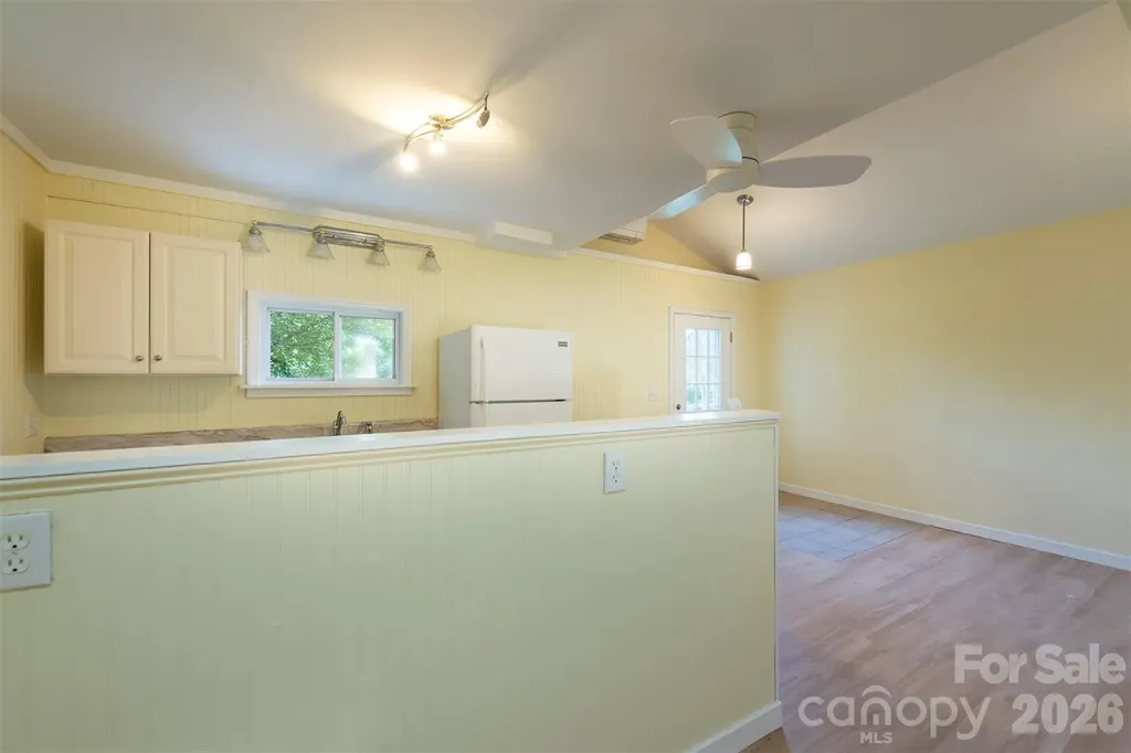 223 Davidson Road Swannanoa NC 28778