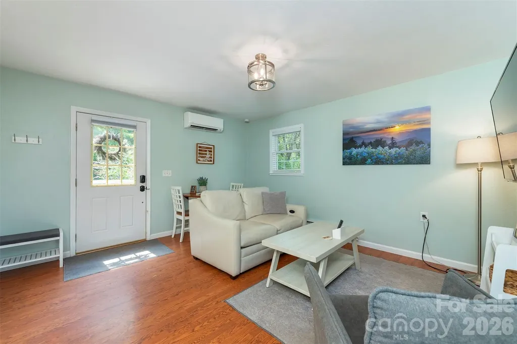 223 Davidson Road Swannanoa NC 28778