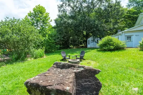 223 Davidson Road Swannanoa NC 28778