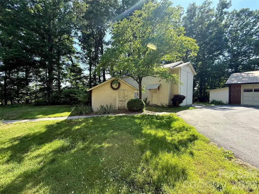 3250 Mount Pleasant Road S Concord NC 28025