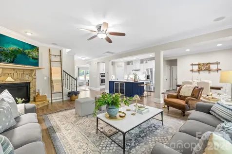 2105 Madeira Circle Waxhaw NC 28173