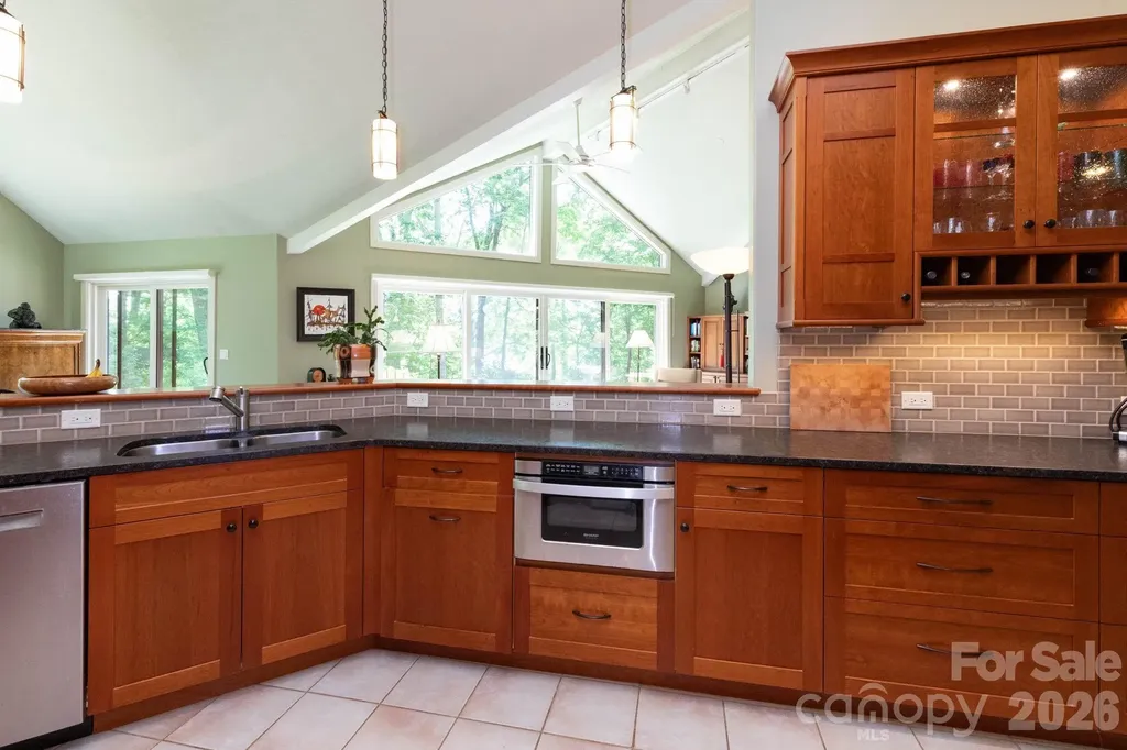 29 Gardner Drive Asheville NC 28803