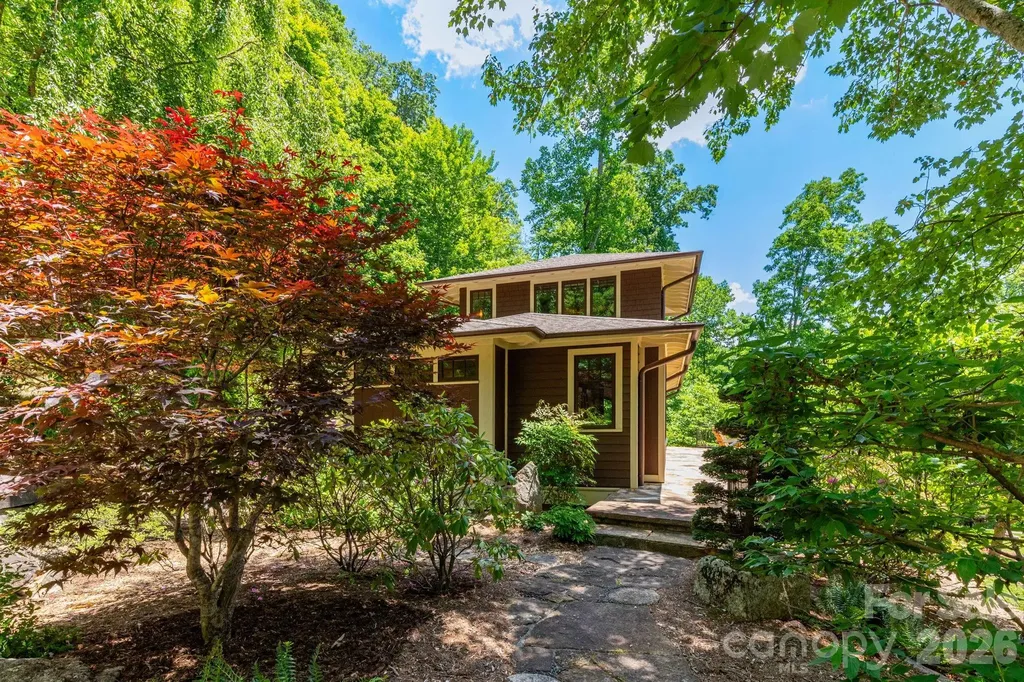 29 Gardner Drive Asheville NC 28803