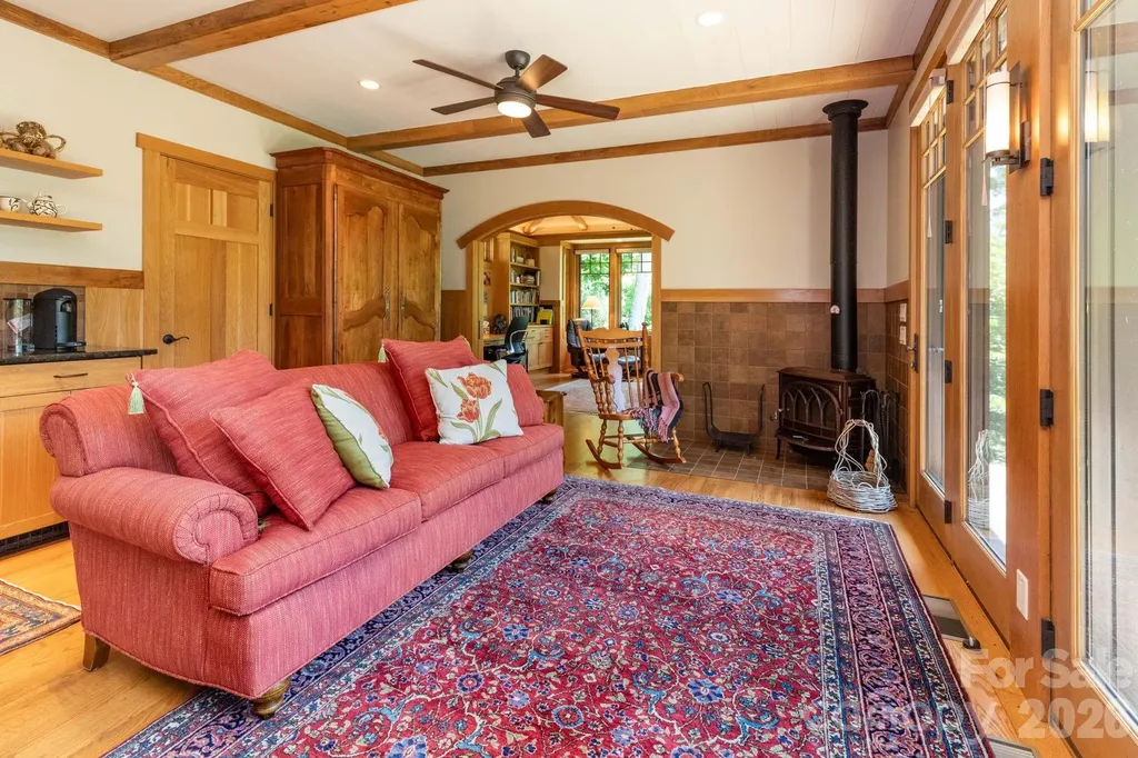 29 Gardner Drive Asheville NC 28803