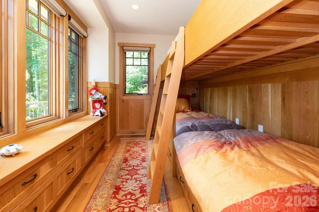 29 Gardner Drive Asheville NC 28803