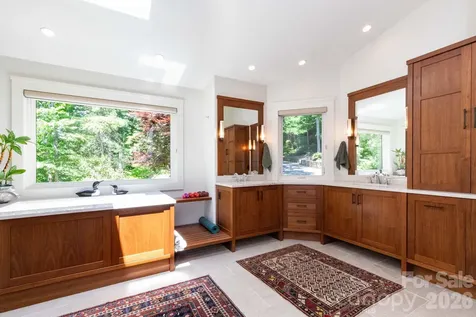 29 Gardner Drive Asheville NC 28803