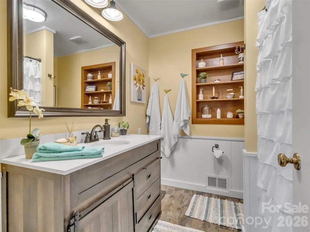 221 Moody Farm Road Maggie Valley NC 28751