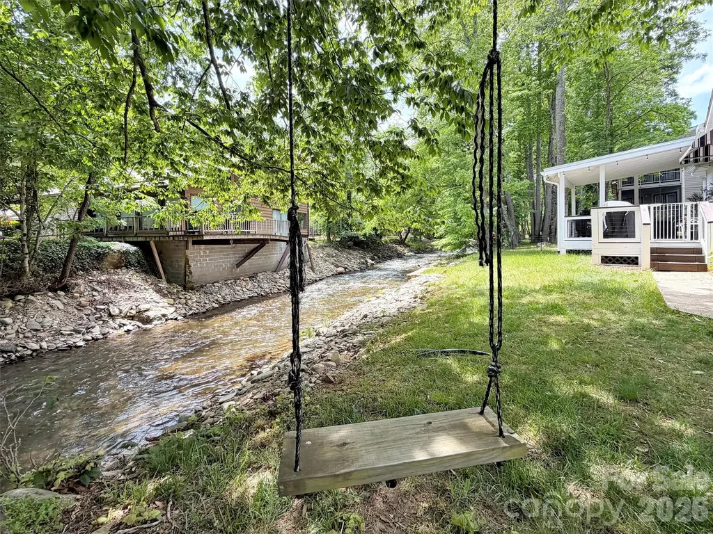 221 Moody Farm Road Maggie Valley NC 28751