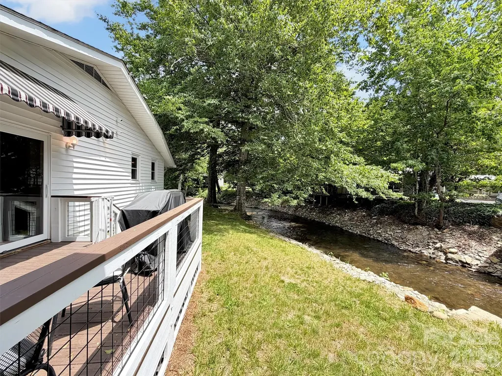 221 Moody Farm Road Maggie Valley NC 28751