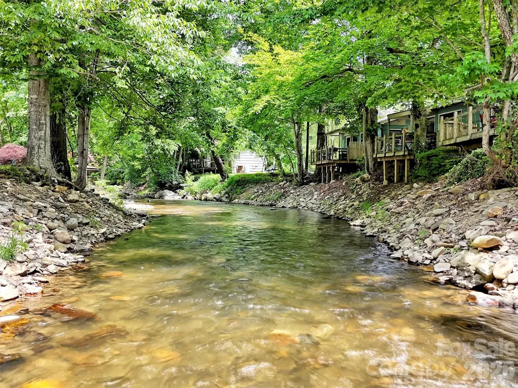 221 Moody Farm Road Maggie Valley NC 28751