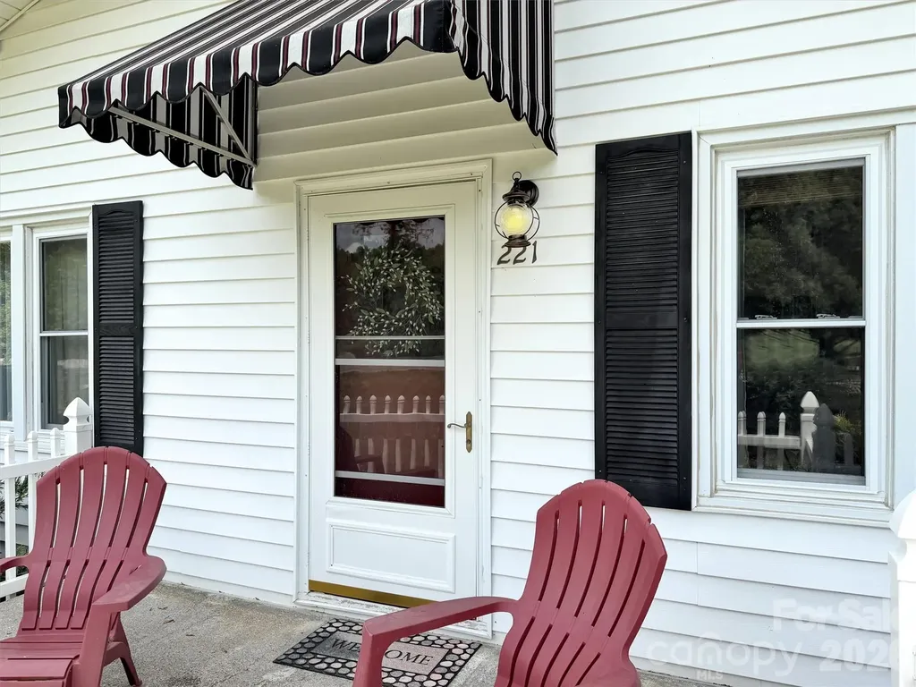 221 Moody Farm Road Maggie Valley NC 28751