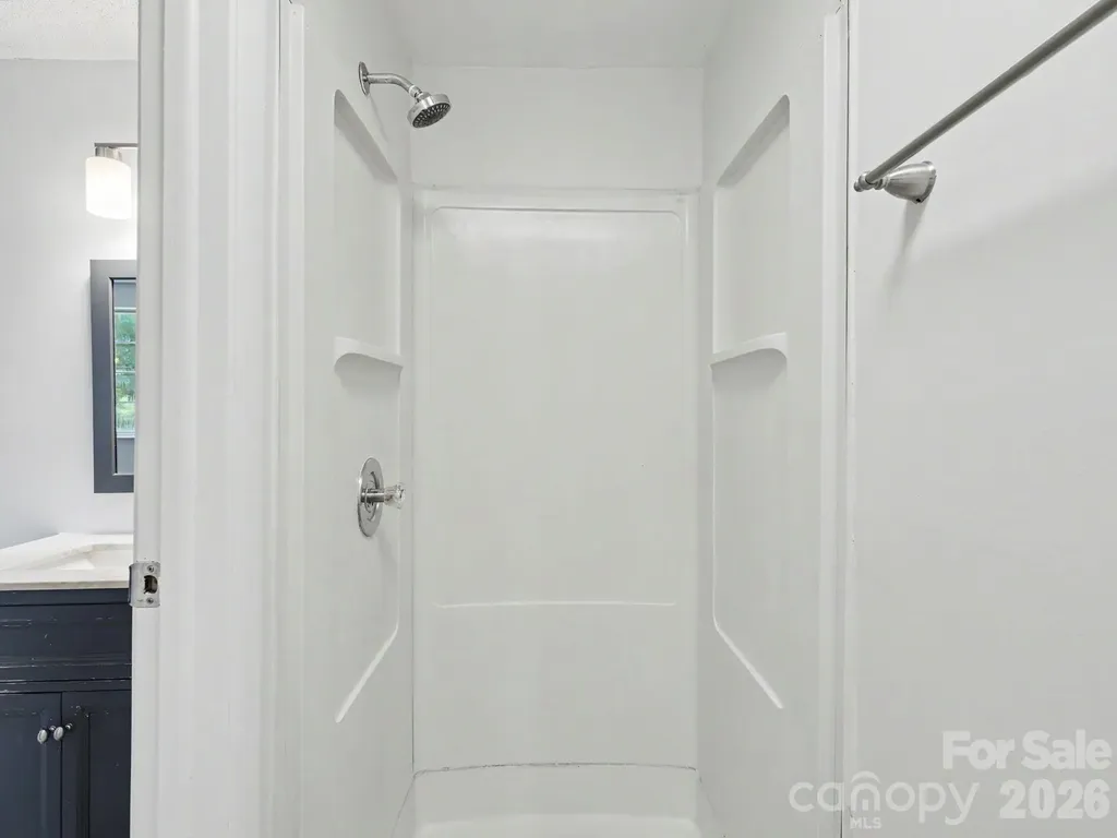9416 Lexington Circle Charlotte NC 28213
