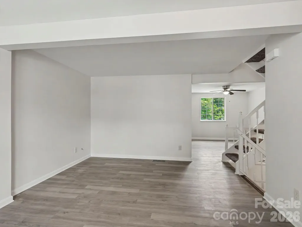 9416 Lexington Circle Charlotte NC 28213