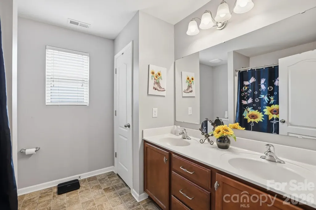 14525 Glenduff Place Charlotte NC 28278