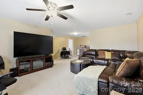 14525 Glenduff Place Charlotte NC 28278