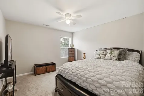 14525 Glenduff Place Charlotte NC 28278