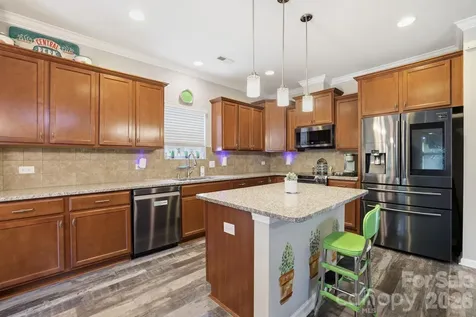 14525 Glenduff Place Charlotte NC 28278