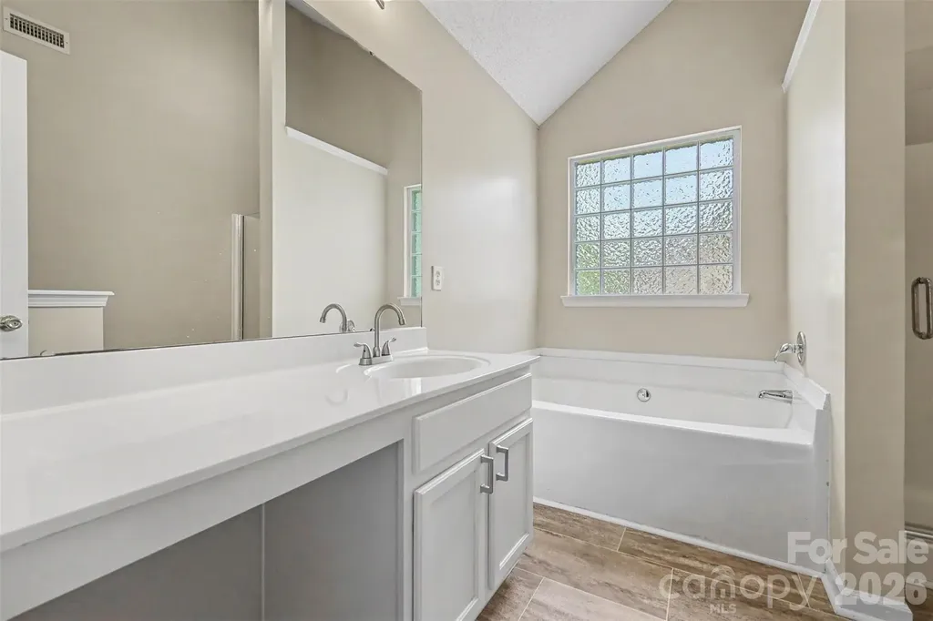 705 Pawley Drive Charlotte NC 28214