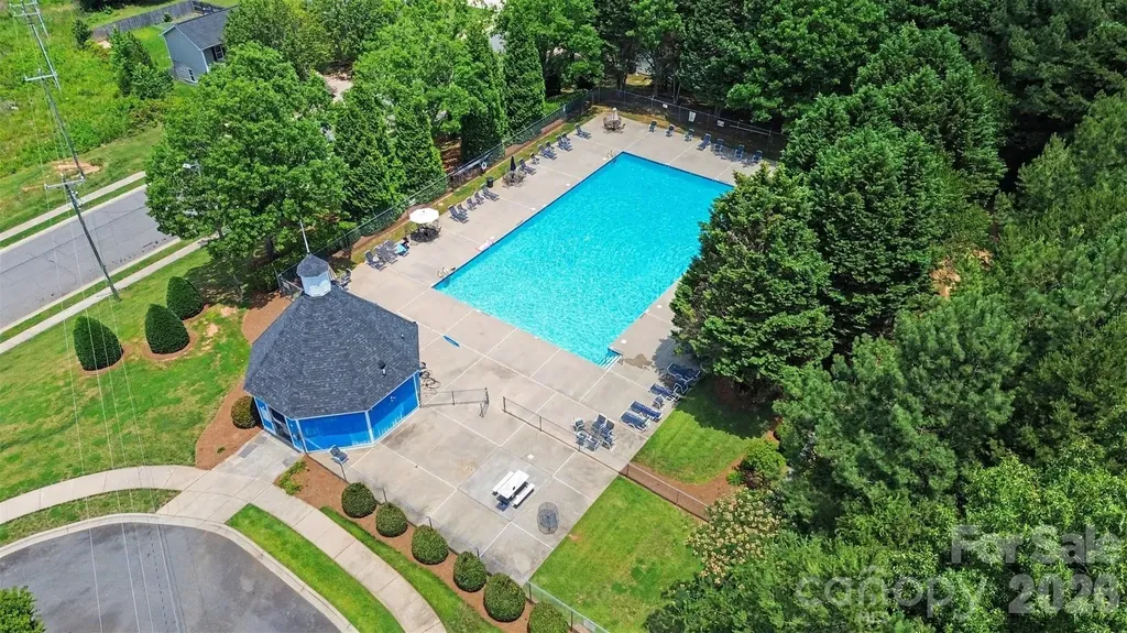 705 Pawley Drive Charlotte NC 28214