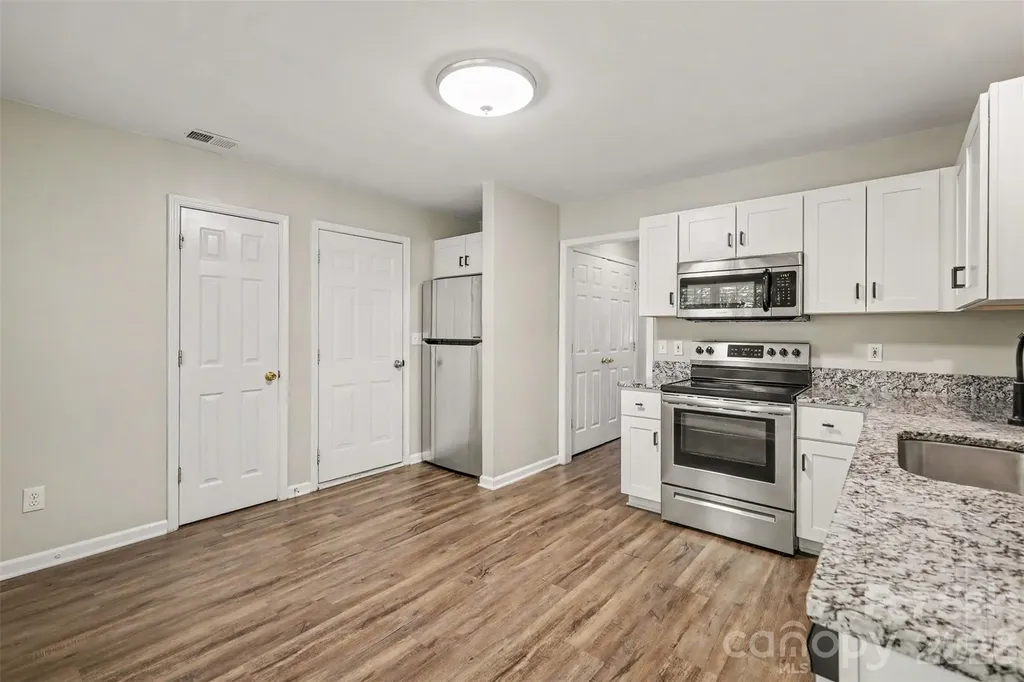 705 Pawley Drive Charlotte NC 28214