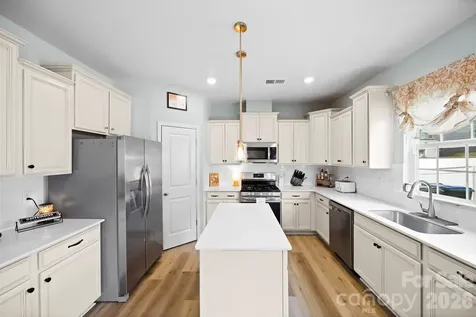 1742 Loggerhead Drive Lancaster SC 29720