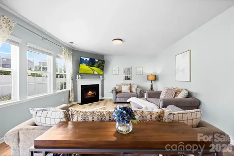 1742 Loggerhead Drive Lancaster SC 29720