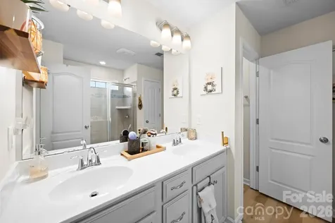 1742 Loggerhead Drive Lancaster SC 29720