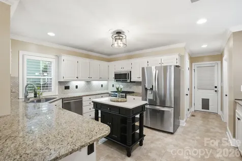 8916 Oxfordshire Court Huntersville NC 28078