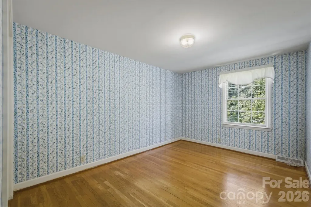 102 Woodland Drive Morganton NC 28655