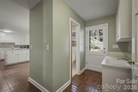 102 Woodland Drive Morganton NC 28655