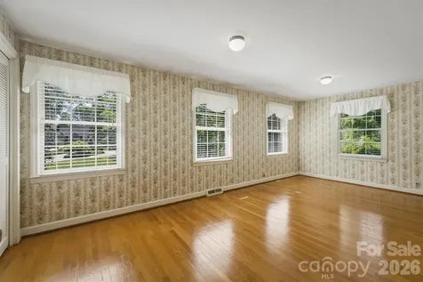 102 Woodland Drive Morganton NC 28655