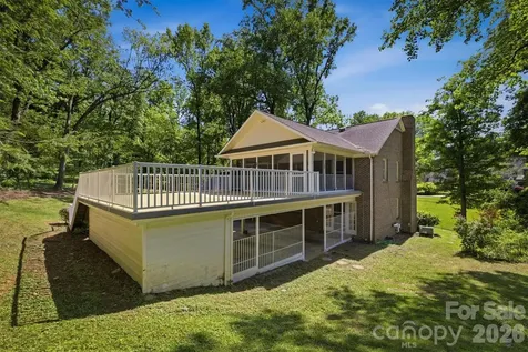 102 Woodland Drive Morganton NC 28655
