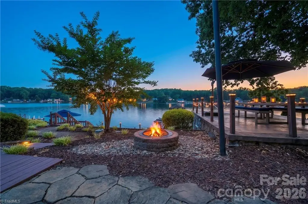 1332 Lake Drive 9 Lexington NC 27292