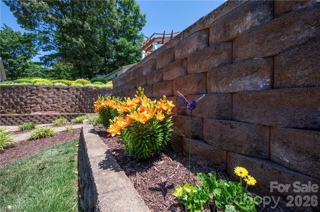 1332 Lake Drive 9 Lexington NC 27292